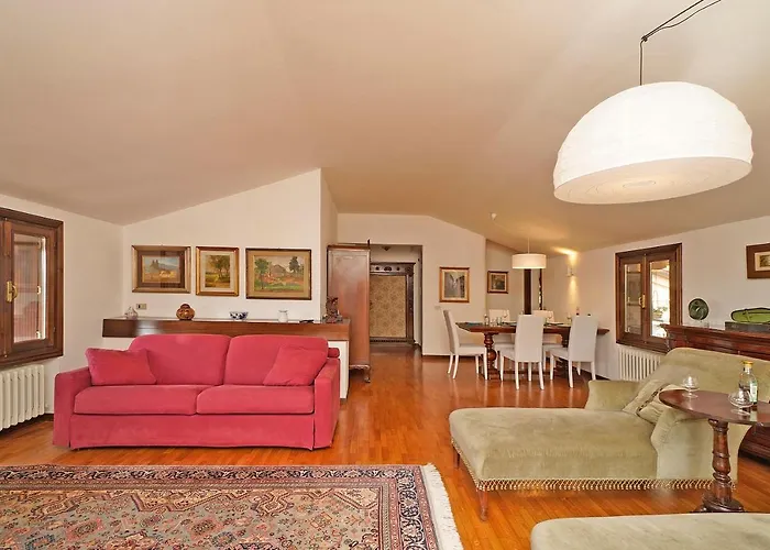 Valle Fiorita 42 - Lake View Apartment