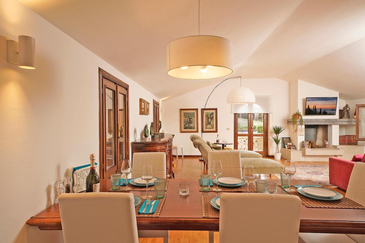 Valle Fiorita 42 - View Apartment Gardone Riviera