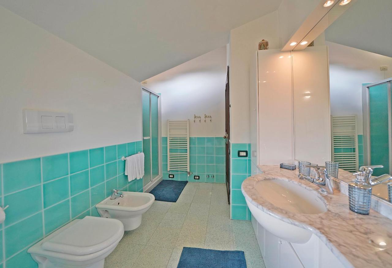 Valle Fiorita 42 - View Apartment Gardone Riviera